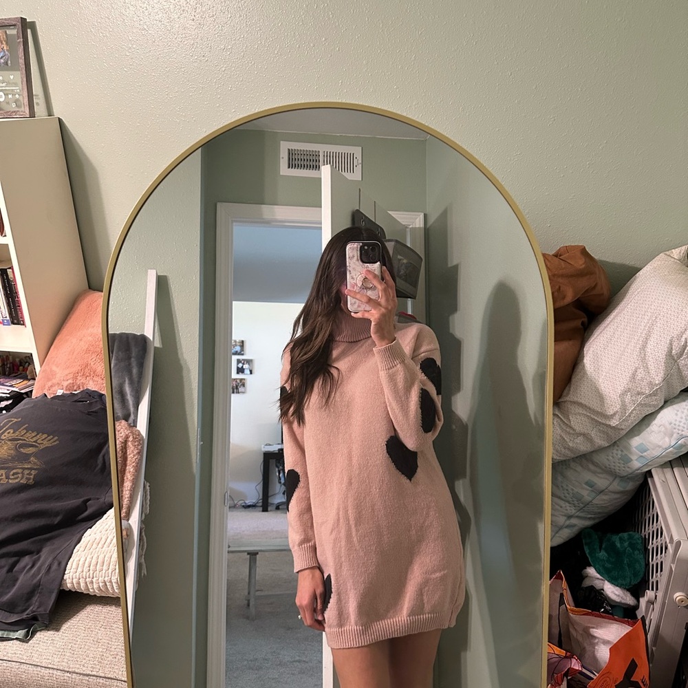 Women’s Pink Heart-Print Sweater Dress